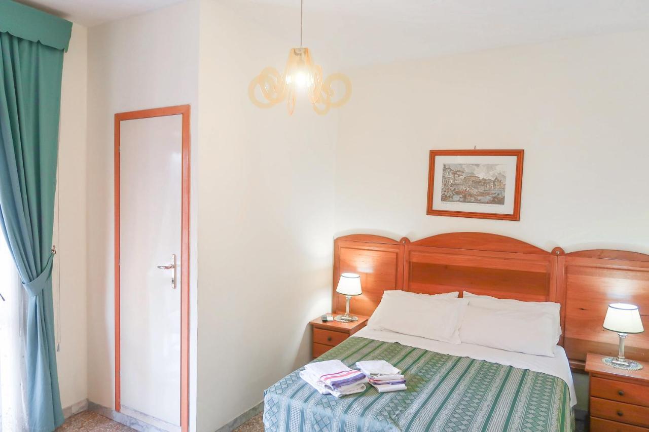 The Condottieri Rooms Roma Exterior foto